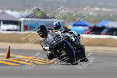 media/Oct-09-2022-SoCal Trackdays (Sun) [[95640aeeb6]]/Turn 2 (1110am)/